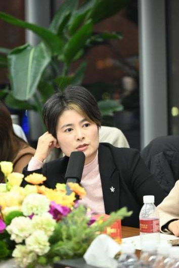 4dec40455cc2d51484fde7445a72bc30