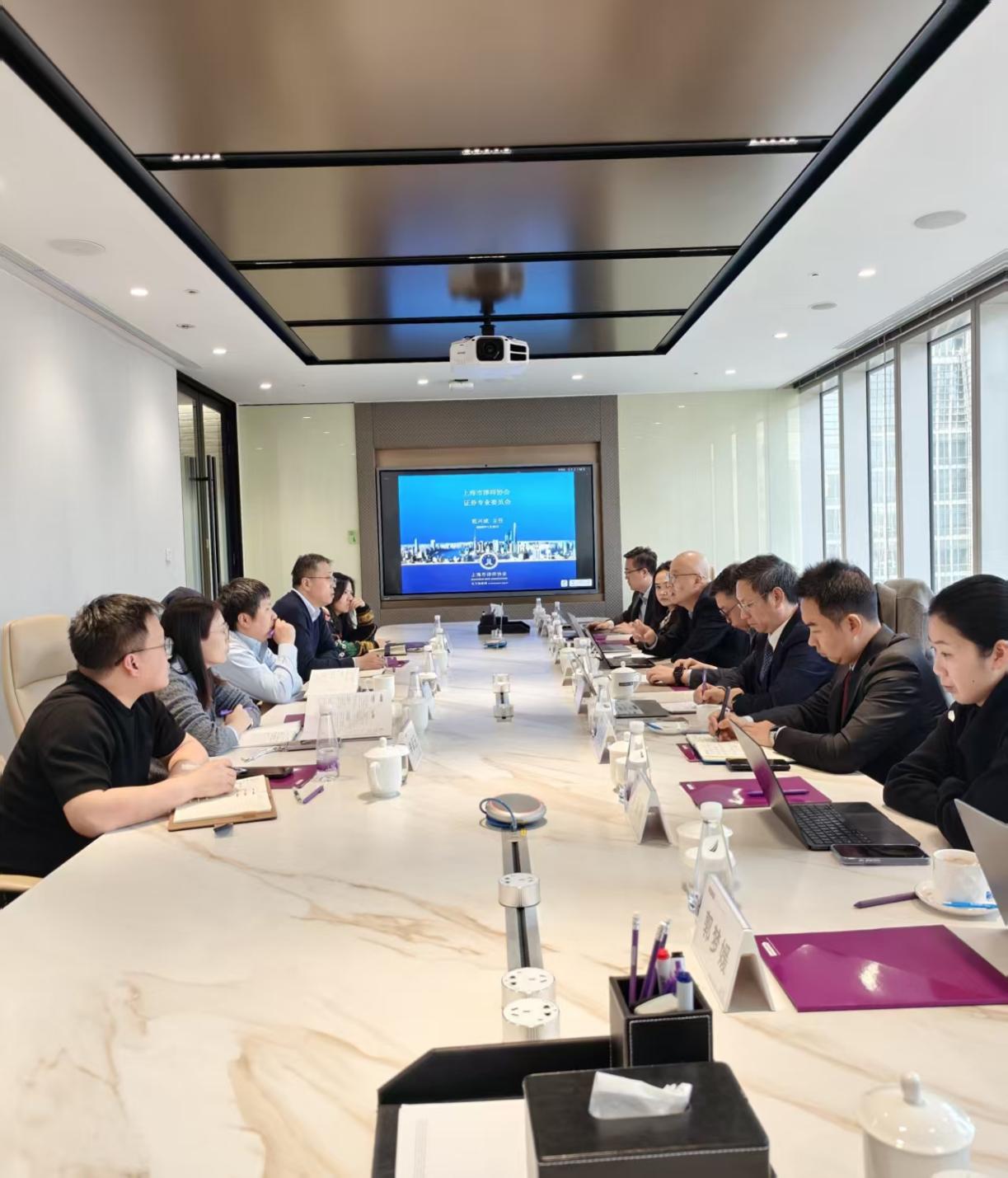 e944406ac23a6b8106a4f3228f06c062