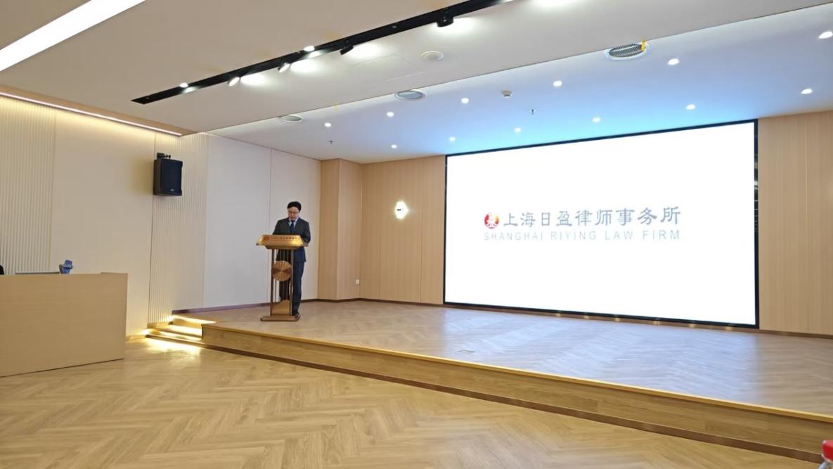 房间的摆设布局
AI 生成的内容可能不正确。