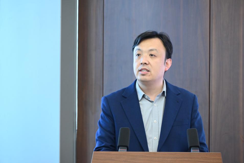 aac45e0a8dfadad0d7079beac7358bbf